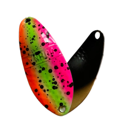 Silberner Angelblei-Dolch von Angler´z System Antem Dohna, Spoon-Form, für Anglerzubehör, auf weißem Hintergrund.