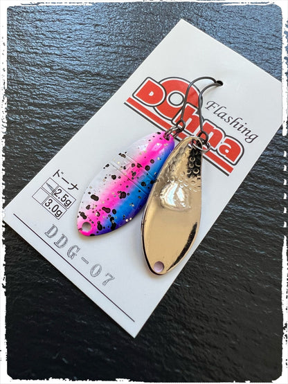 Angler´z System Antem Dohna Spoon, silberfarbener Angelblei mit runder Form, für Angelfischen, auf weißem Hintergrund.